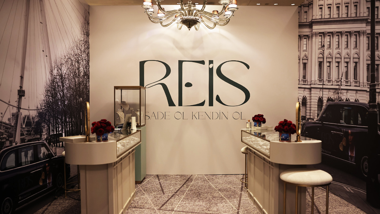 Raffles İstanbul’da Prestijli Alışveriş Caddesi: Masters of Desıgn